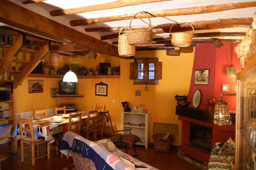 Casasdetrevijano Canon Del Rio Leza Soto en Cameros ภายนอก รูปภาพ
